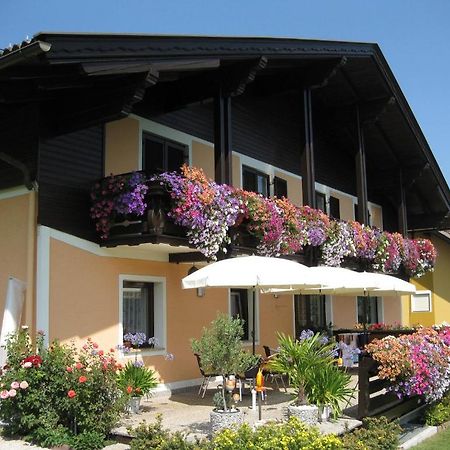 Gaestehaus Stroitz Drobollach am Faakersee Exteriör bild