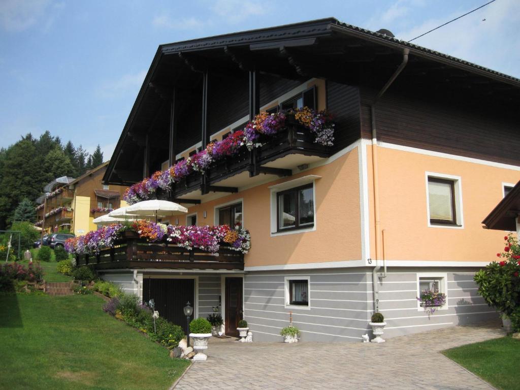 Gaestehaus Stroitz Drobollach am Faakersee Exteriör bild